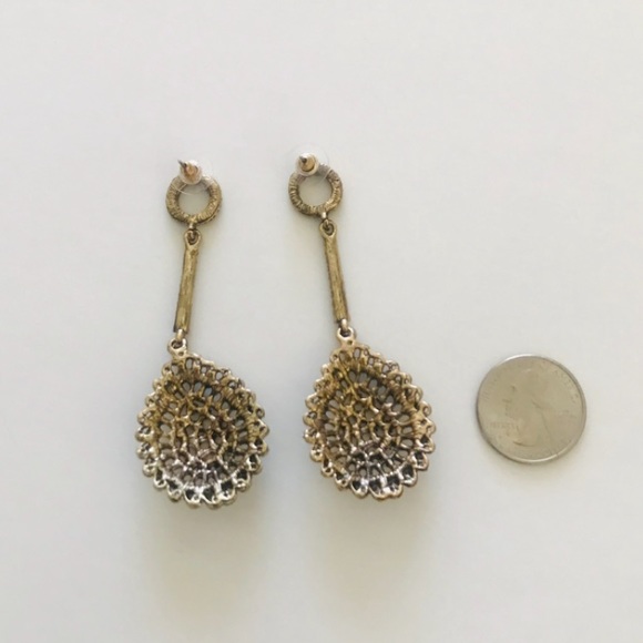 Pretty iridescent dangling earrings - Picture 6 of 6